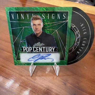 2025 Pop Century Vinyl Signs Green shimmer Nick Carter Auto Backstreet Boys 2/5 - Image 1 of 4