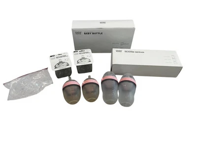 New Comotomo Pink Baby Bottle Bundle Bottles & Replacement Silicone Nipples - Image 1 of 3