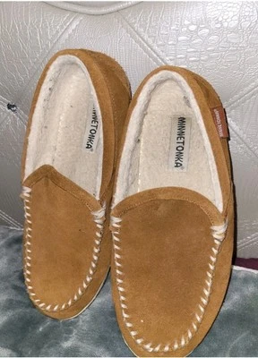 Zapatillas de cama de gamuza Minnentonka 10,5 Foto 1 de 4