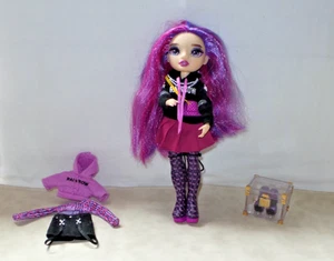 POUPÉE RAINBOW HIGH - DOLL MANNEQUIN EMI VANDA + VETEMENTS & ACCESSOIRS - MGA - Imagen 1 de 14