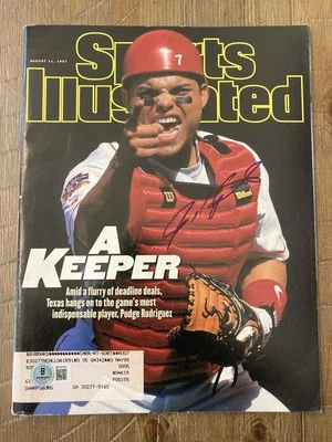 Ivan Rodriguez Signed 1997 Sports Illustrated Beckett BAS - Image 1 of 4