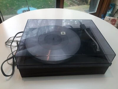 Tocadiscos Acoustic Research XB-43045 con cubierta antipolvo original y caja Foto 1 de 4