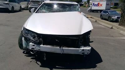 13 14 15 16 17 18 LEXUS ES300H Cuerpo del acelerador 77K millas Foto 1 de 4