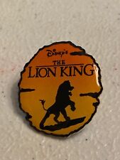 DISNEY  THE LION KING PIN BADGE PRIDE ROCK SUN SET SILHOUETTE