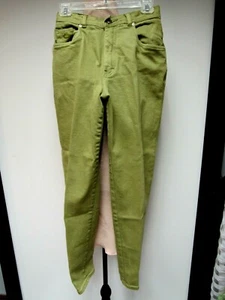 Pantalones de mezclilla de algodón elástico verde oliva 28 1/2 x 29 8 cortos de colección Gloria Vanderbilt - Imagen 1 de 7