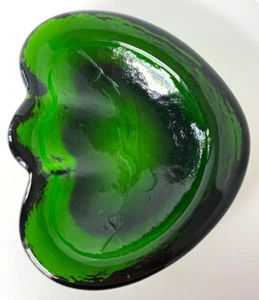 Vtg Blenko Glass Free Form BEAR PAW ASHTRAY BOWL #966 EMERALD NILE GREEN 1959 - Picture 1 of 4