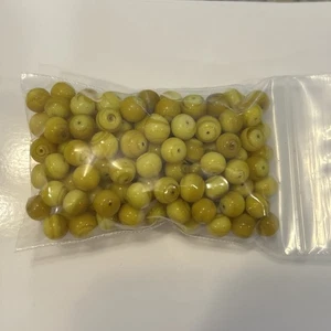 Posten ca. 100+ 2 Unzen Vintage Tschechisch Gelb Marmoriert Glasperlen Größe 7,5 mm - Bild 1 von 2