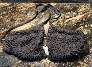 Shade & Shore Women's 36D Bikini Top Black Crochet Triangle New - Picture 1 of 2