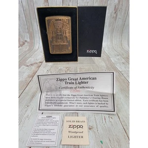Encendedor Zippo de latón macizo a prueba de viento gran tren americano coleccionable - Imagen 1 de 5