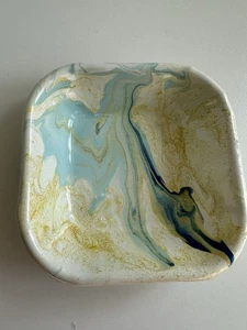 BORNN Square plate Enamel Enamelware MASQ1105 Lemon Cream 11cm x 3cm camping new - Picture 1 of 3