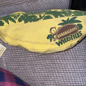 NWT Bananagrams Wild Tiles Fun Word Game Learning Spelling Letter Sounds Family - Picture 1 of 3