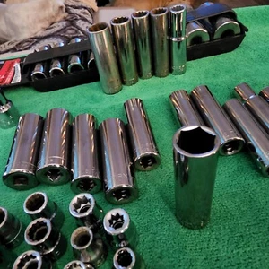 Craftsman Socket  3/8" Dr. Deep Well SAE & METRIC 6 PT & 12 PT  G-series G/G1/G2 - Picture 1 of 11