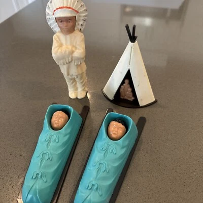 Лот винтажных индейских школьных фигурок индейцев целлулоидных кукол St. Labre  - Изображение 1 из 4