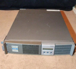MGE 3000 RT 2U USV UPS mit Network Management Card (66102) - 2U 3000VA-ohne Akku - Bild 1 von 9