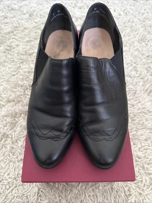 Munro Womens Black Size 9M BETSY Leather Ankle Boots Stretch Sides - Image 1 of 4