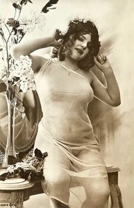 cartolina erotica donna nuda erotica ragazza nude pc - Foto 1 di 2