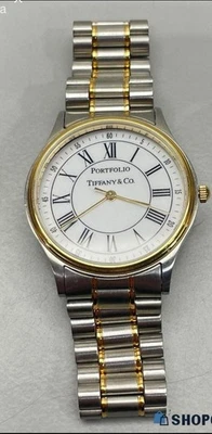 Portfolio by Tiffany & Co. Reloj de cuarzo de acero inoxidable de dos tonos limpios  Foto 1 de 4