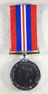 WAR MEDAL 1939-1945 Copy Full Sized British Commonwealth Imperfect - Bild 1 von 7