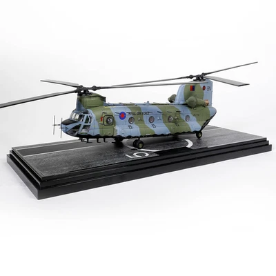 Chinnook HC-1 Mk 1 Raf 18 Squadron Odiham UK 1:72 Scala Forces of Valor 821004C - Immagine 1 di 4