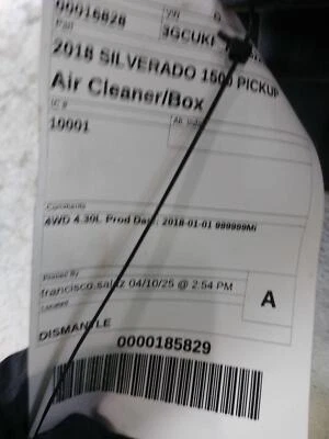 Conjunto de filtro de aire usado se adapta a: camioneta Chevrolet Silverado 1500 2018 grado A Foto 1 de 4