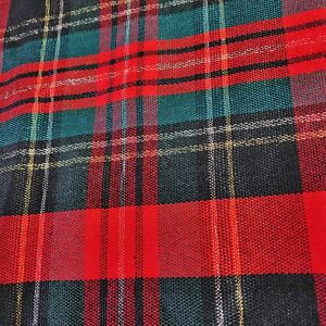 Vintage Christmas Plaid 70" x 68" Oval Tablecloth Red Green Silver Gold Metallic