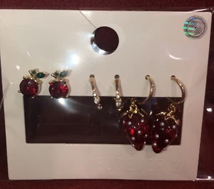 Forever 21 Ohrringe Erdbeere Kirsche Frucht Gold NEU - Bild 1 von 4