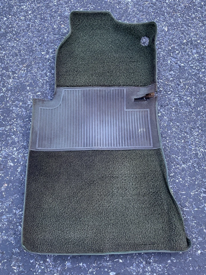 ALFOMBRA ALFOMBRILLA DELANTERA IZQUIERDA CAPA BASE MERCEDES W116 450SE 280SE 300SD VERDE Foto 1 de 4