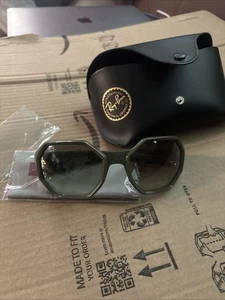RAY-BAN RB4337 Sunglasses 6489/8E 59mm 21 125 Green With Case New Authentc - Picture 1 of 14