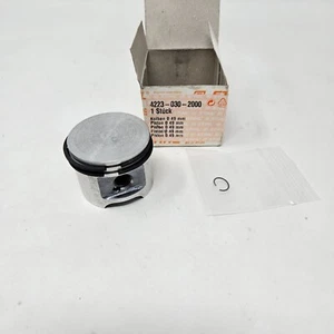 Pistón Stihl con anillos 4223-030-2000 49 mm OEM NOS - Imagen 1 de 7