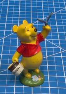 Disney Store Classic Winnie The Pooh With Honey Pot & Butterfly PVC Figure 42297 - Picture 1 of 10