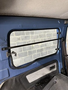 1986-95 Suzuki Samurai Tin Top Metal Hard Rear Window Bars Interior - Picture 1 of 2