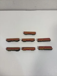 Vintage 1930s Cracker Jack Train 2 Locomotives And 5 Passenger Cars - Picture 1 of 16