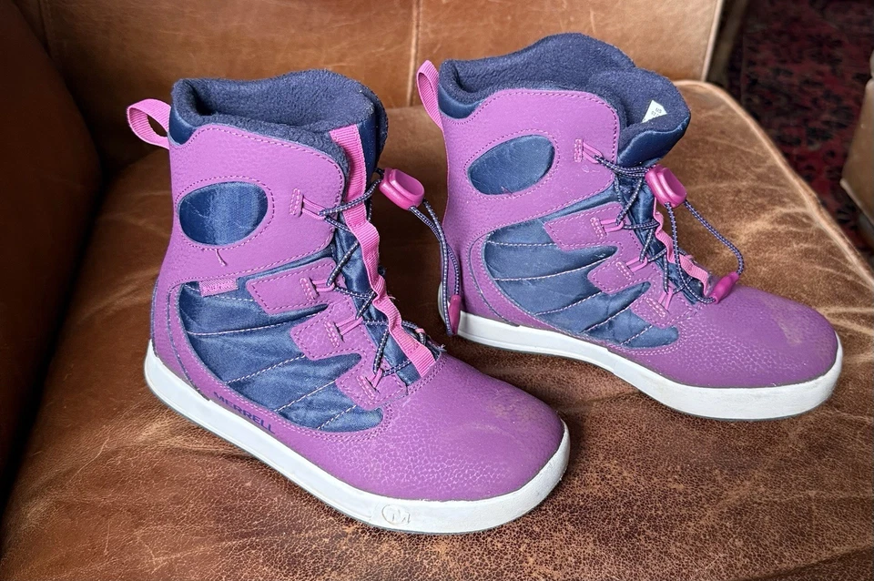 Merrell Unisex Niño Banco de Nieve 4.0 Bota Impermeable Azul Marino/Baya - Talla EE. UU. 3 M Foto 1 de 4