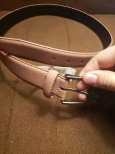 Cintura uomo Alfani rosa in ecopelle scamosciata taglia small 30-32 - Foto 1 di 12