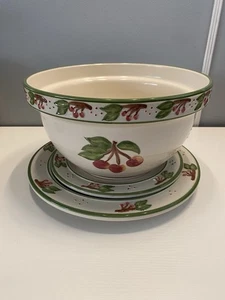Set Of Three Mixing Bowl And Plates With Cherries  - Picture 1 of 8