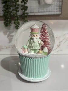 Cupcakes und Kaschmir Cupcake Bäcker Musik Pastell Blau Schneekugel - Bild 1 von 6