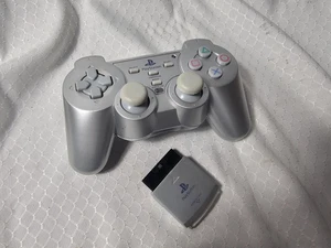 Controller vintage Playstation PS2 Wireless Force 2 con dongle Force Link - Foto 1 di 1