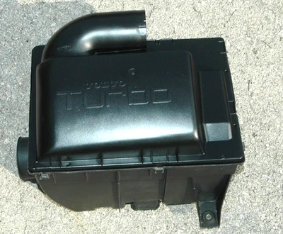Carcasa de filtro de aire turbo Volvo 940 1991-1993 165000 millas. OEM Foto 1 de 4