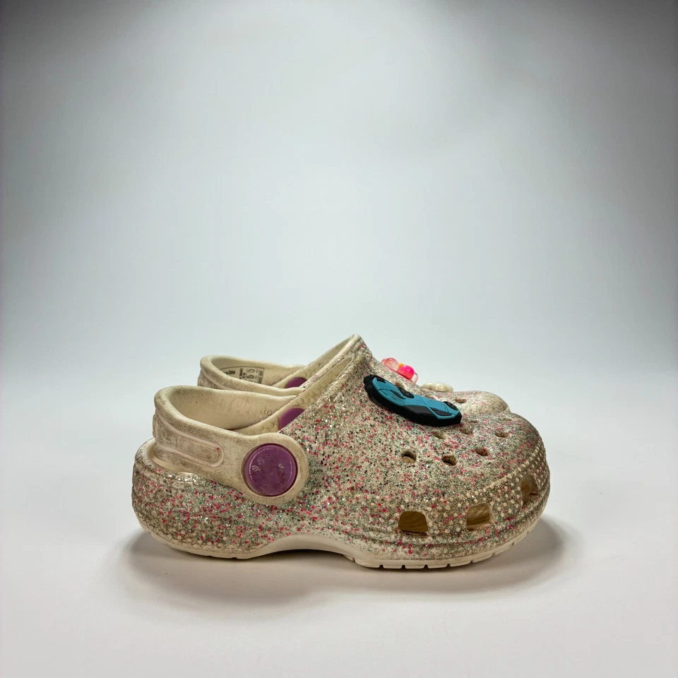 Классические блестящие пляжные игровые сабо Crocs без шнуровки для девочек размер C6 - Изображение 1 из 4