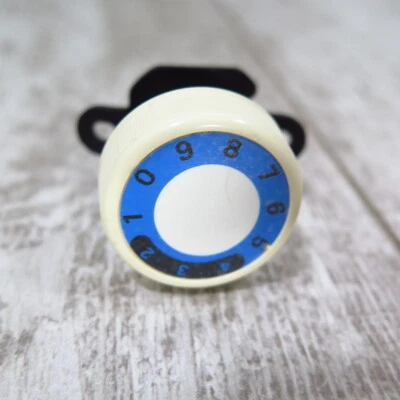 丰田 3 & 4 螺纹叠锁缝纫 Serger 6600 部件:蓝色螺纹张力表盘 — 第 1/3 张图片