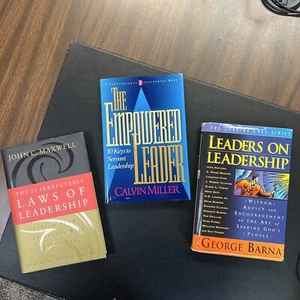 3 Lot| Laws of Leadership, Leaders on Leadership, Empower Leader Barna, Maxwell - Picture 1 of 12