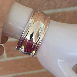 Monet Vintage Armreif Armband Modernist silberfarben schlicht Boho Chic breit - Bild 1 von 21