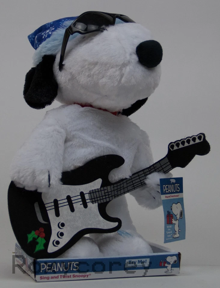 Peanuts Animated Musical Sing and Twist Snoopy With Guitar Plays Linus & Lucy