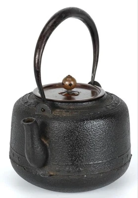 Hervidor de agua japonés de hierro Tetsubin de 8,6 pulgadas de alto olla de ceremonia de té Sado Foto 1 de 4