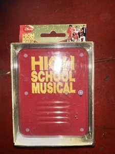 Nuevas cartas musicales de secundaria de Disney en lata de recuerdo.  marca bicicleta - Imagen 1 de 1