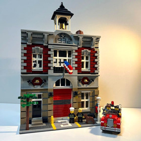 LEGO 10197 Fire Brigade Modular Building Discontinued Rare Complete SET Used
