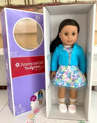 NUEVA MUÑECA TRULY ME American Girl #62 con OJOS ÁMBAR RAROS-medid. pelo castaño piel Foto 1 de 4