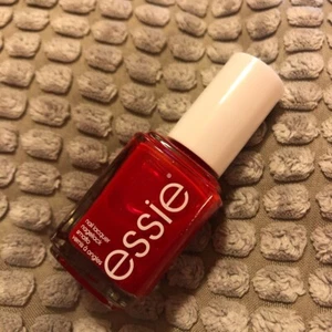 Essie~ Beautiful Bright Red Nail Polish Lacquer Varnish~ Brand New! - Picture 1 of 2