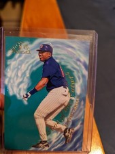 David Arias Ortiz 1997 Flair Showcase Wave of the Future Rookie Card #11 RC HOF