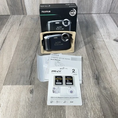 Fujifilm FinePix XP135 16.4 MP Digital Action Camera - Black Works - Image 1 of 4